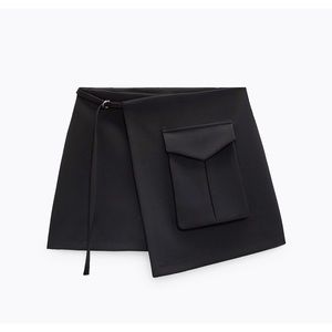 Zara Mini Pocket Cargo Skirt / Skort
